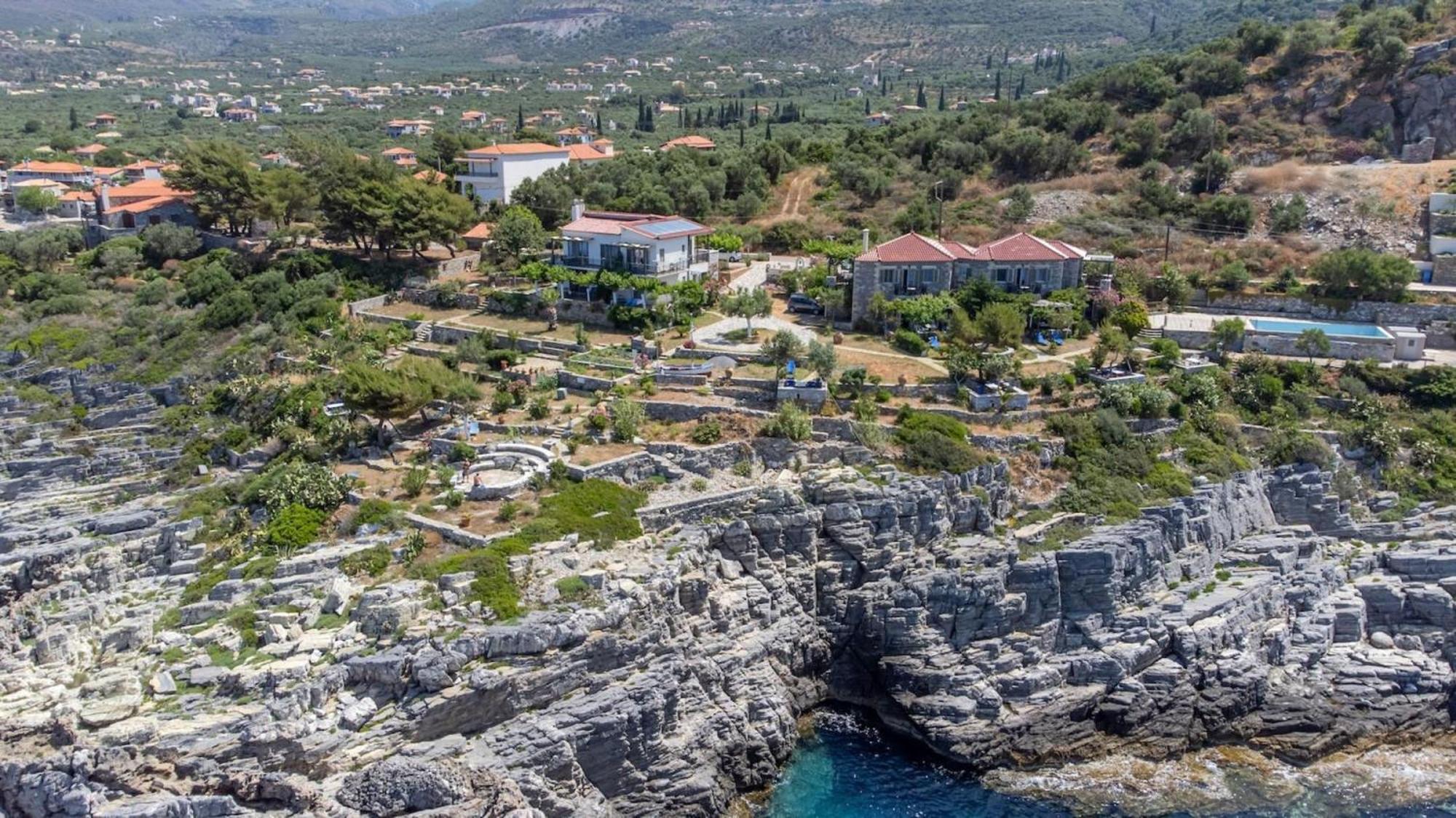 Mani Apartments Agios Nikolaos  Exterior foto