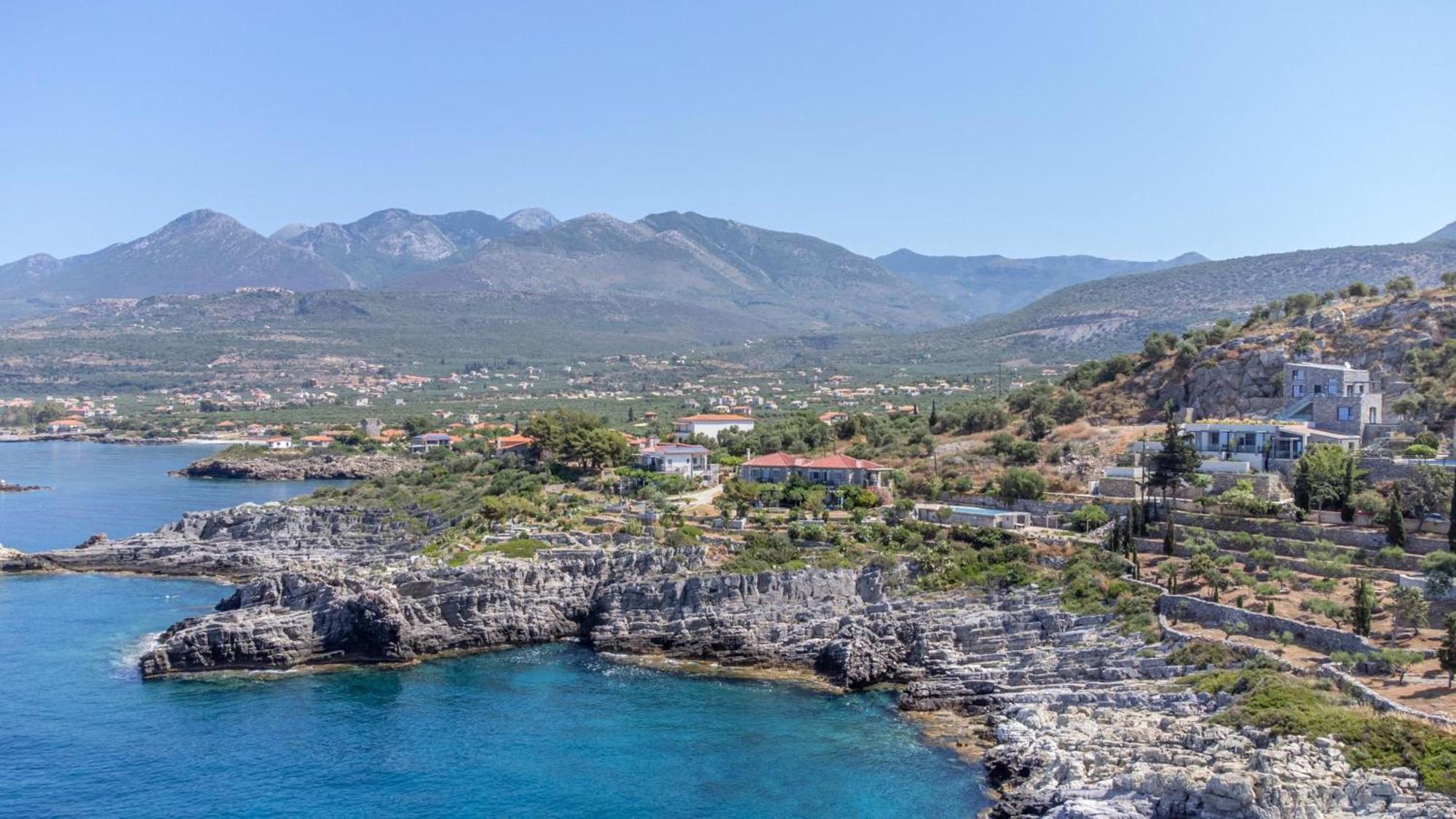 Mani Apartments Agios Nikolaos  Exterior foto