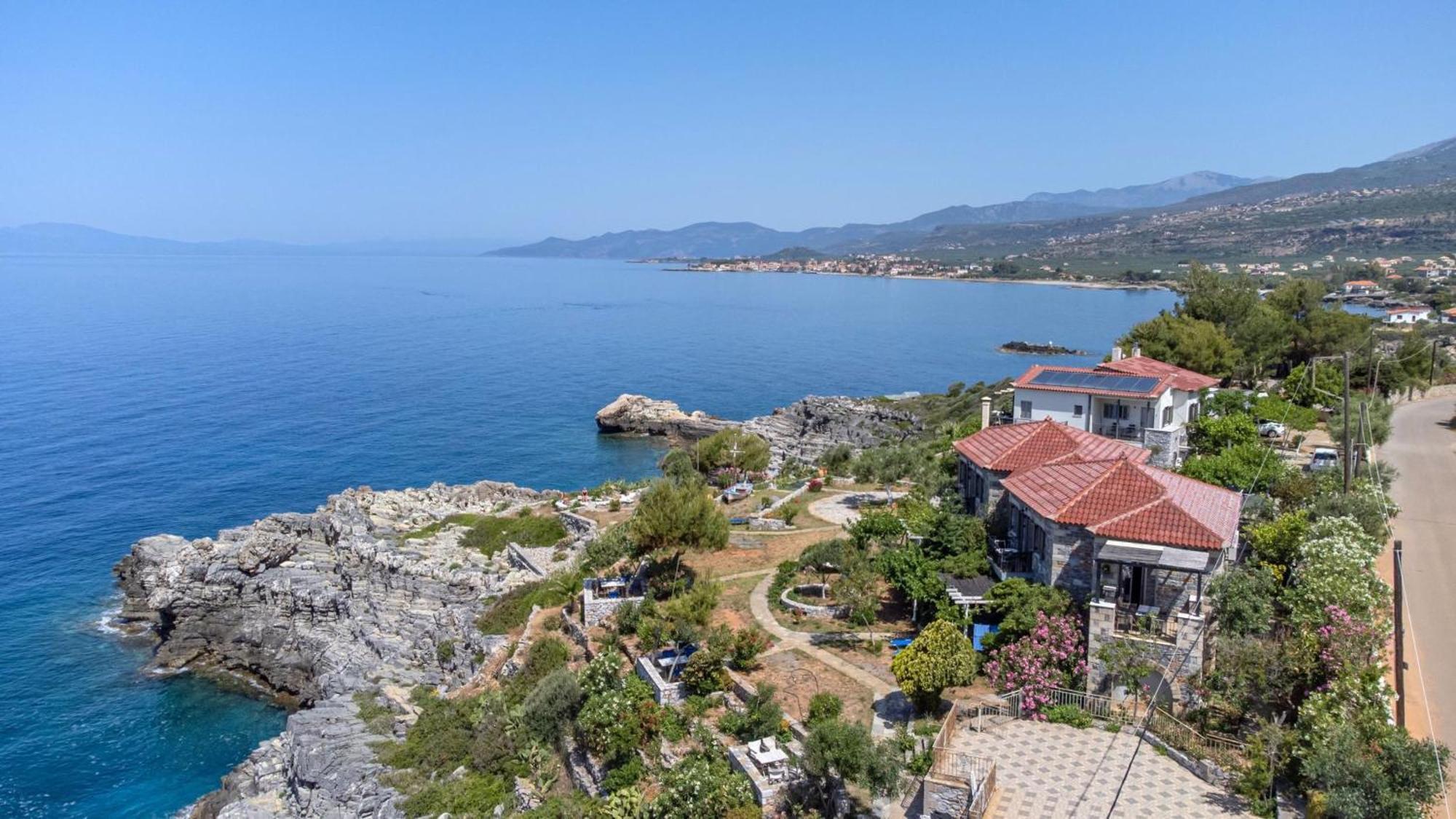 Mani Apartments Agios Nikolaos  Exterior foto